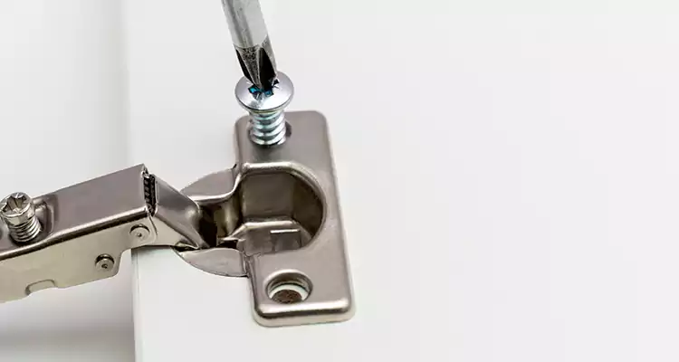 Screen Door Hinge Repair in Marco Island, FL