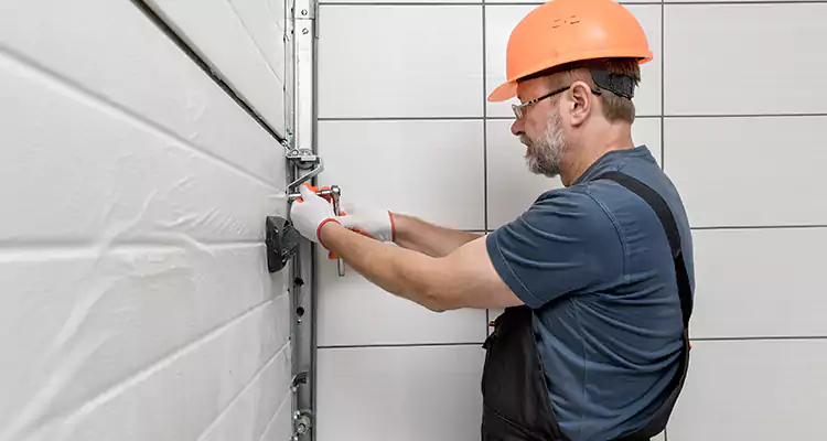 Emergency Garage Door Repair in Marco Island, FL