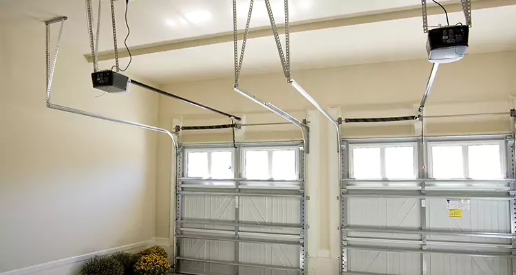 Residential Emergency Garage Door Repair in Marco Island, FL