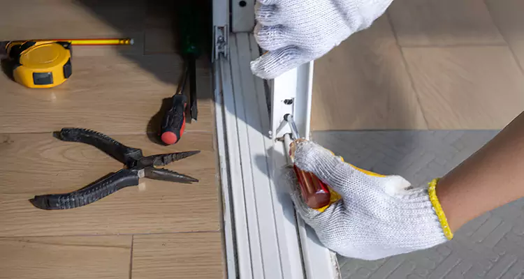 Screen Door Wheel Replacement in Marco Island, FL