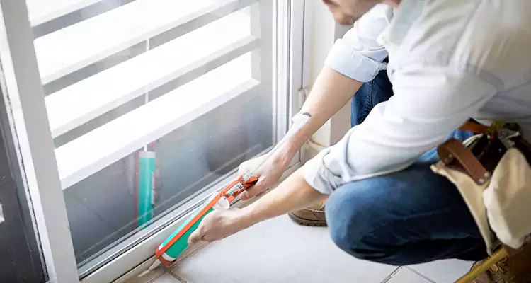 Dap Window Caulk Repair in Marco Island, FL
